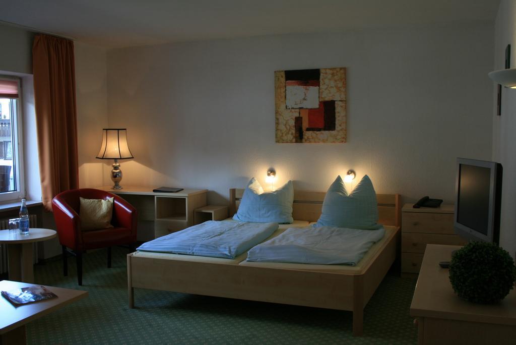 Hotel Altes Zollhaus Bad Tölz Pokoj fotografie